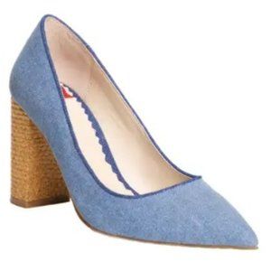 MeghanSAYS OMG Pointy Toe Denim Pumps